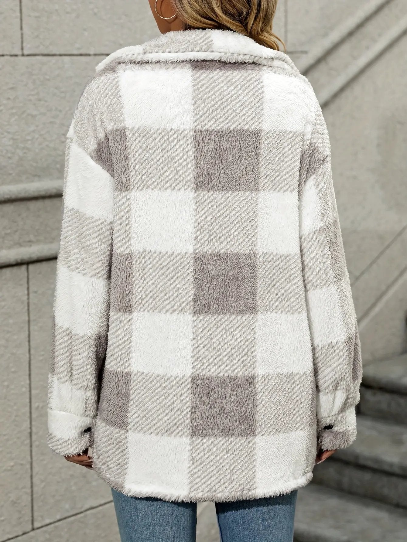 WOMEN’S PLAID FUZZY BUTTON JACKET SOLELII