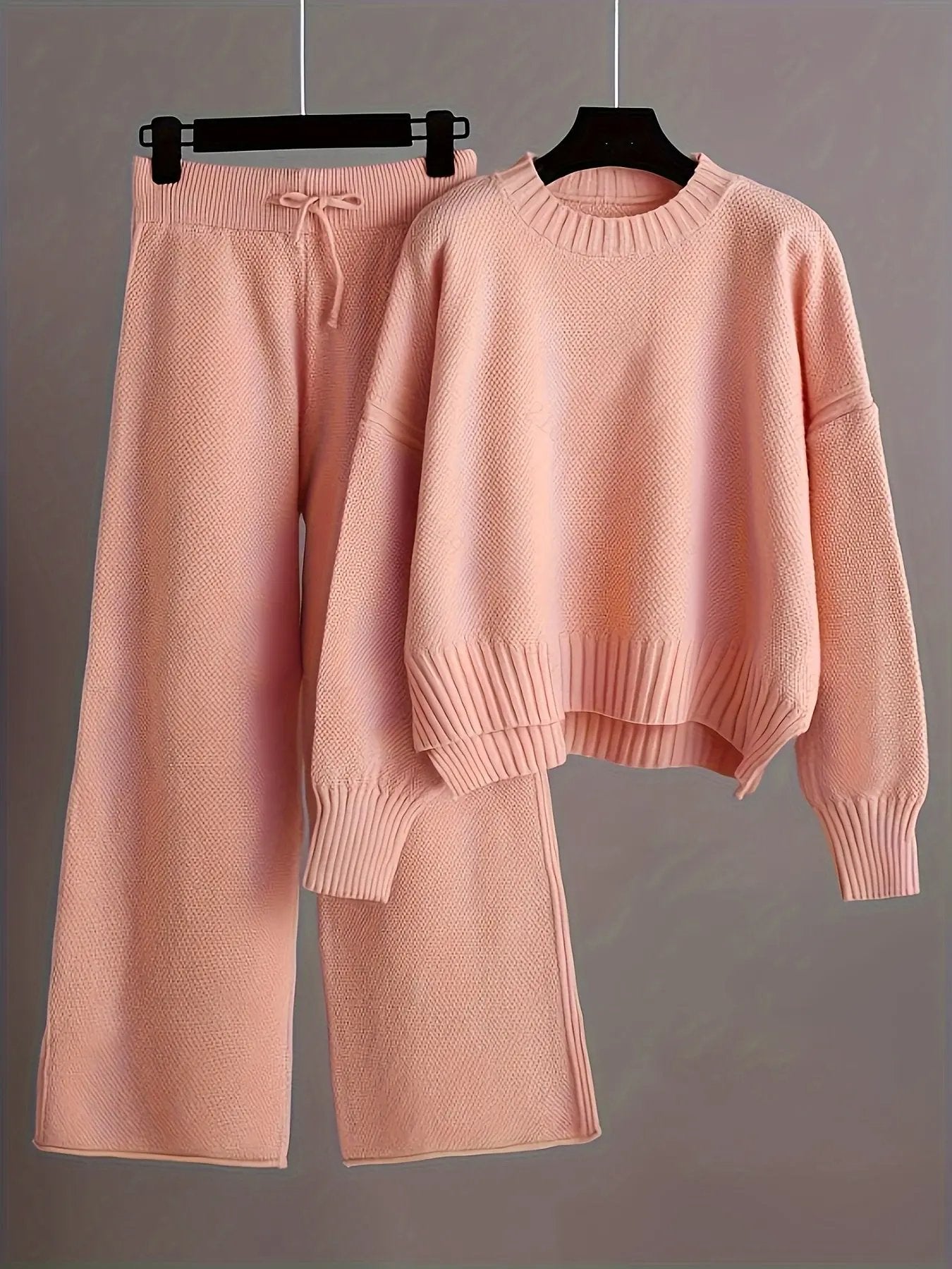 WOMEN’S KNIT SWEATER AND PANTS SET SOLELII