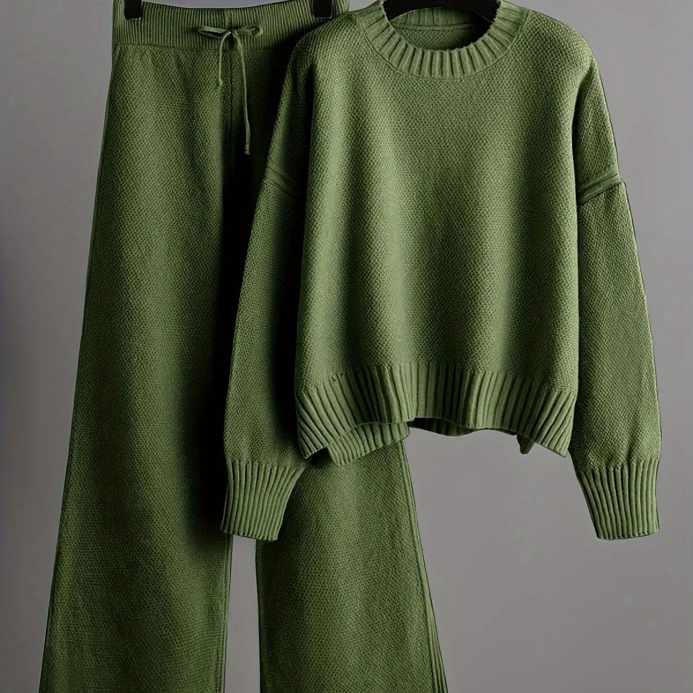 WOMEN’S KNIT SWEATER AND PANTS SET SOLELII