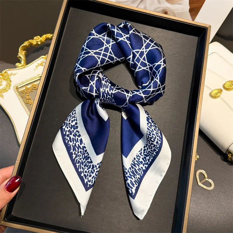 LUXURY CHAIN PRINT SILK-LIKE SCARF