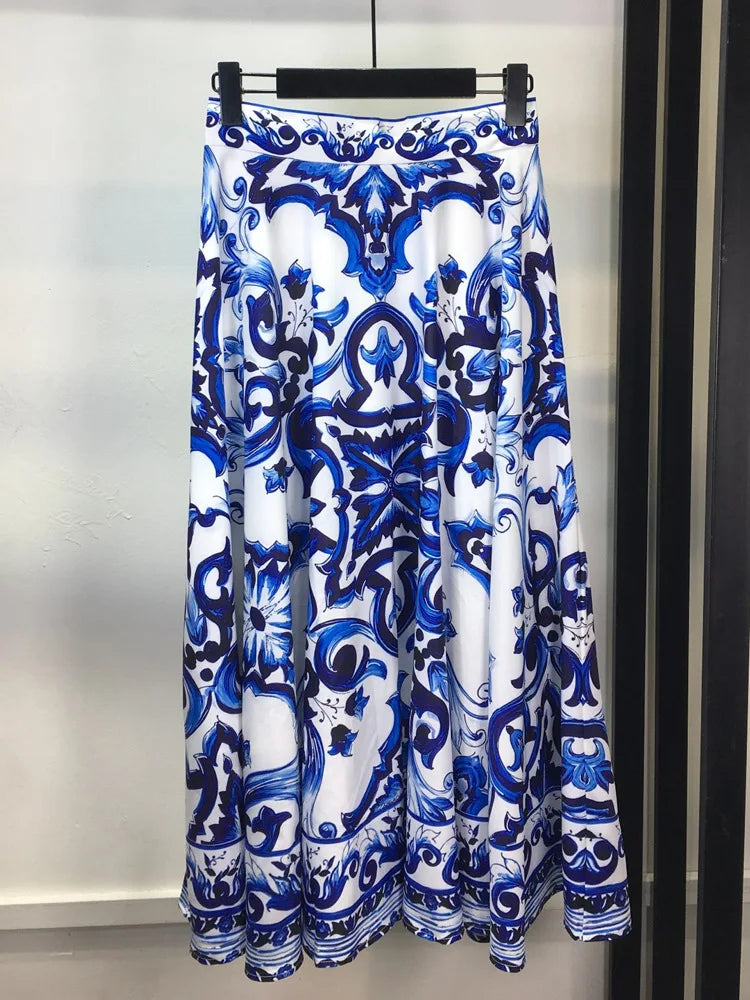 BOHEMIAN BLUE AND WHITE PORCELAIN 2 PIECES SET