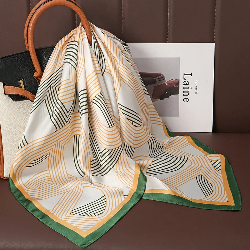 LUXURIOUS PRINTED WOMEN'S SCARF