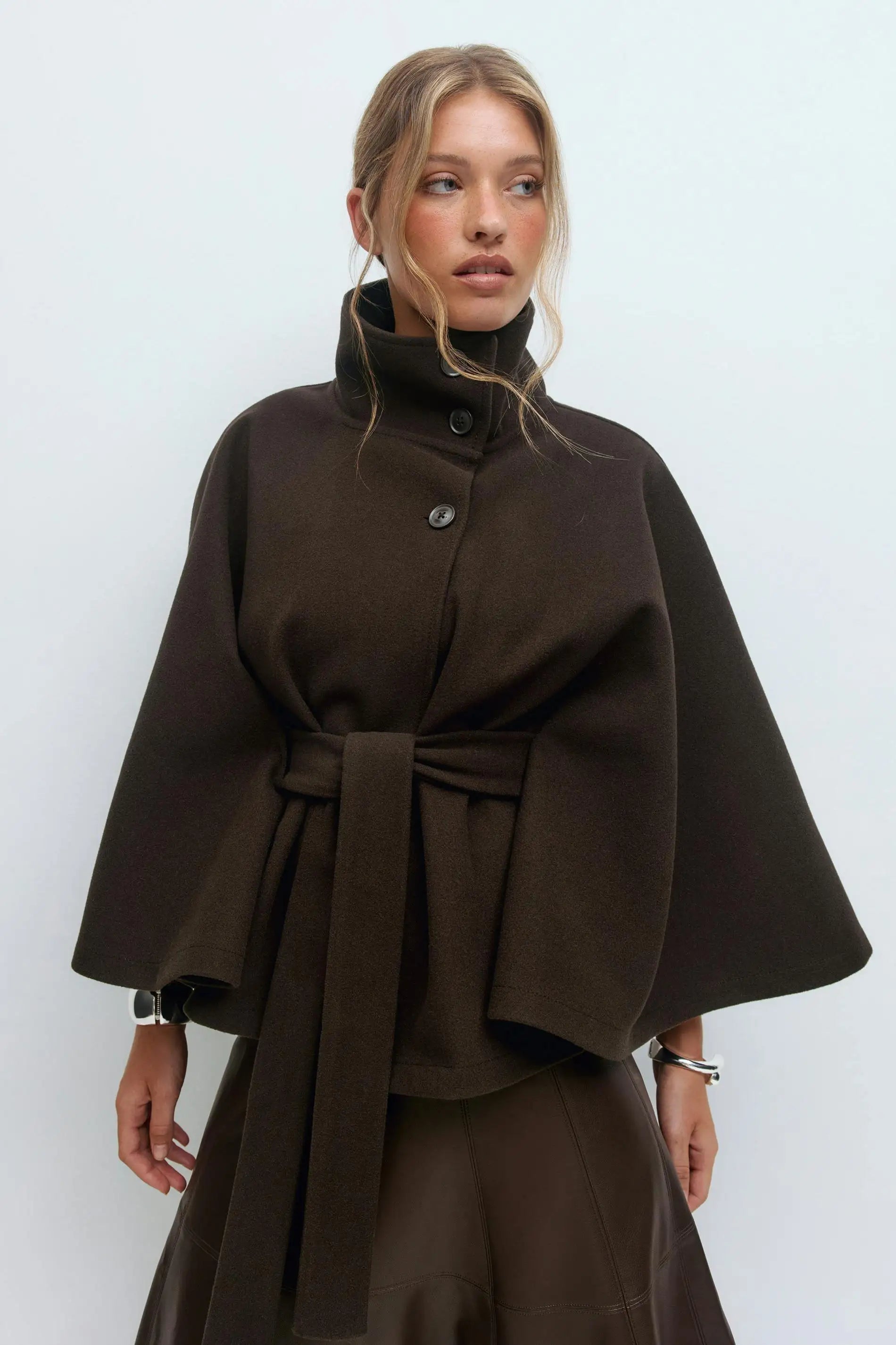 VINTAGE CAPE JACKET WITH BELT