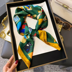 LUXURY CHAIN PRINT SILK-LIKE SCARF Test