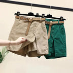 CHIC SHORTS WITH LOOSE BUTTONS AT THE WAIST SOLELII