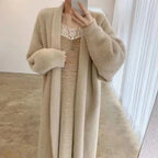 LONG KNITTED CARDIGAN WITH V-NECK SOLELII