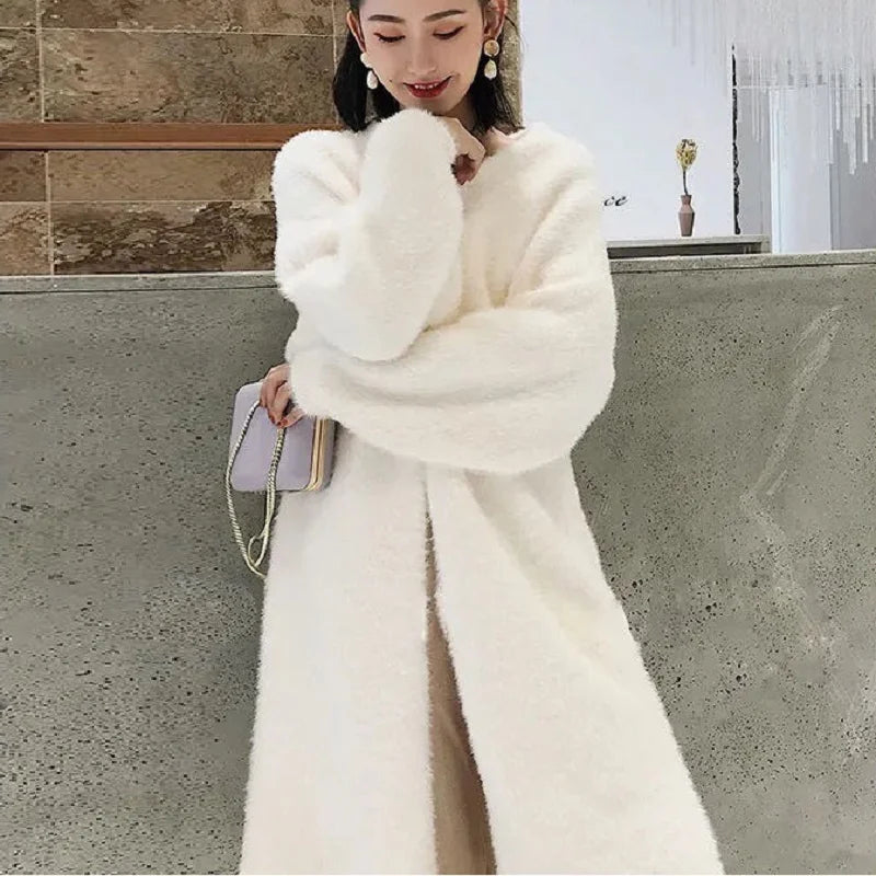LONG KNITTED CARDIGAN WITH V-NECK