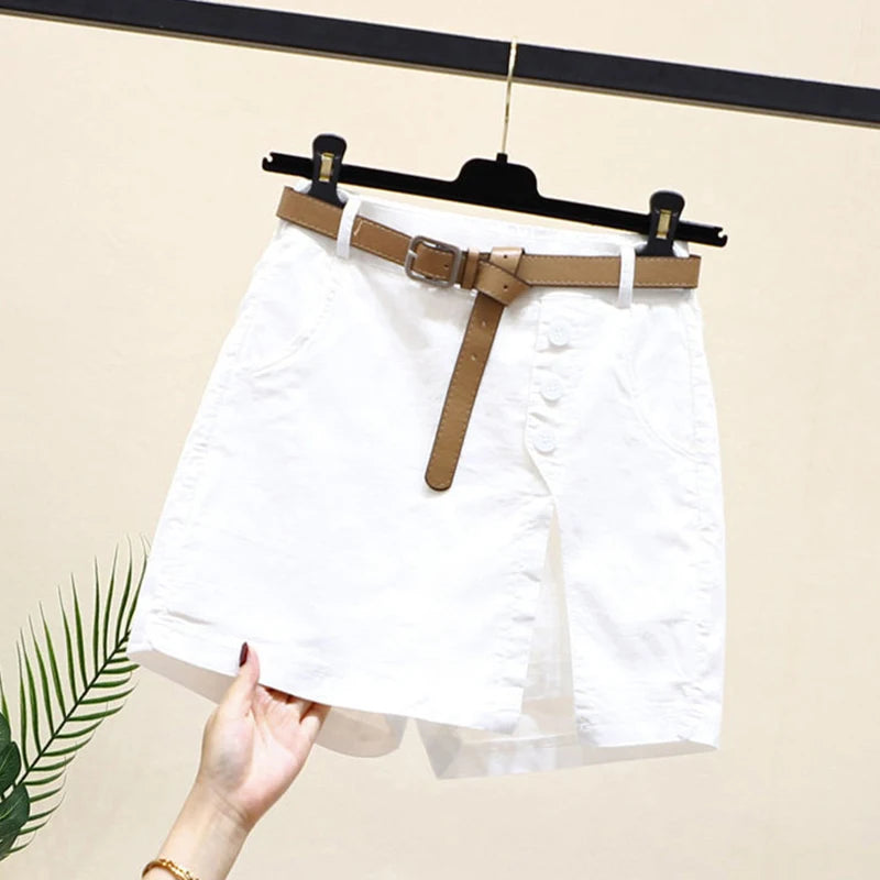CHIC SHORTS WITH LOOSE BUTTONS AT THE WAIST