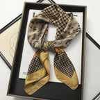 WOMEN'S SILK-LIKE SQUARE SCARF SOLELII