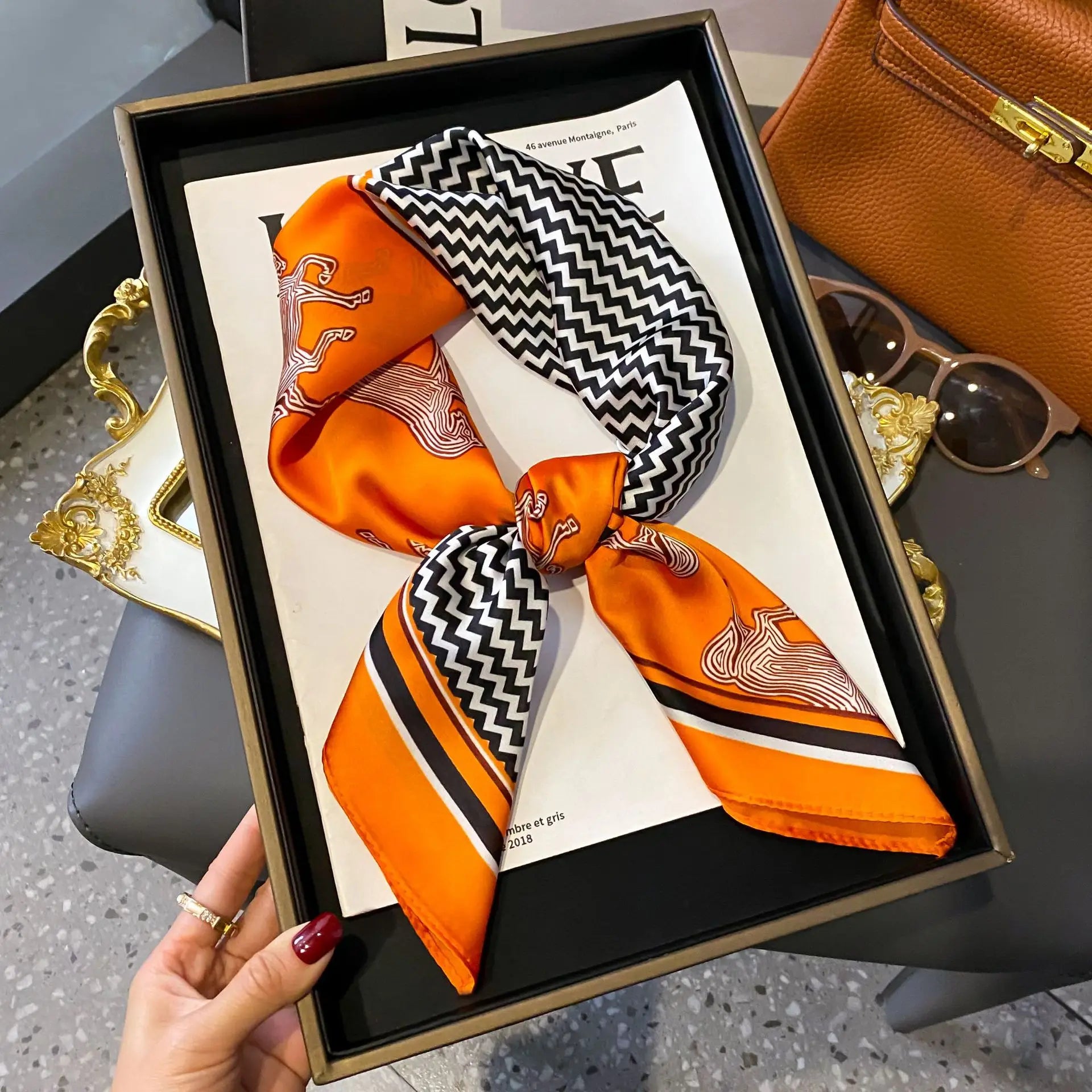 LUXURY CHAIN PRINT SILK-LIKE SCARF