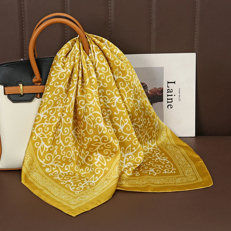 LUXURIOUS PRINTED WOMEN'S SCARF