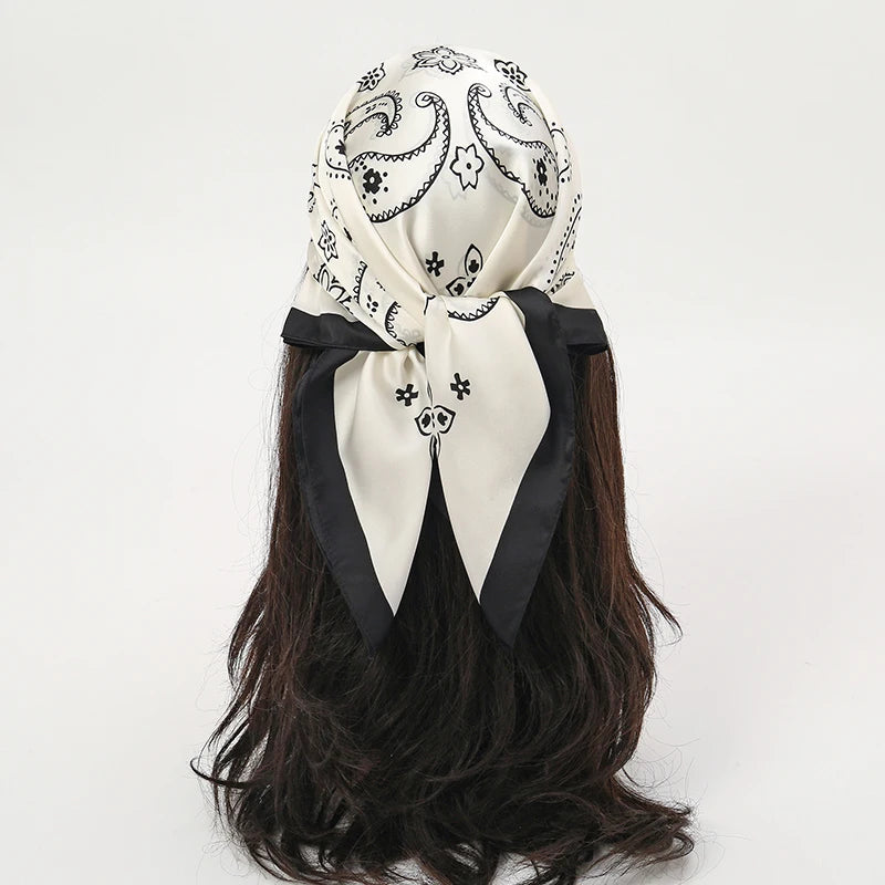 LUXURIOUS PRINTED WOMEN'S SCARF