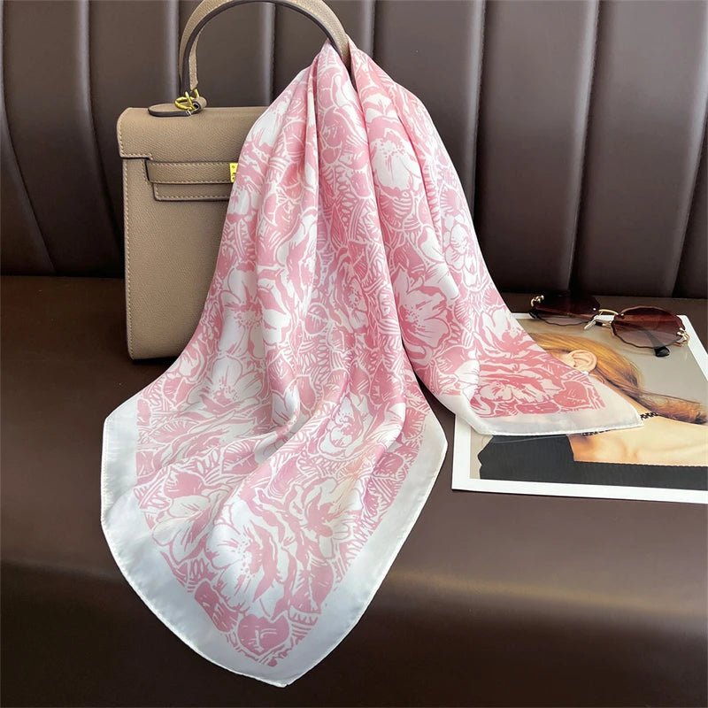 LUXURIOUS PRINTED WOMEN'S SCARF