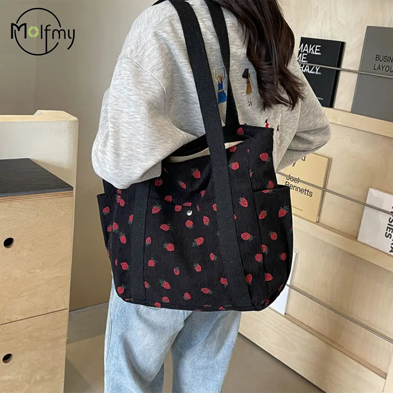 STRAWBERRY CORDUROY ZIPPER SHOULDER BAG