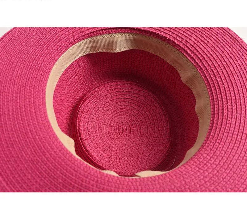 WOMEN’S STRAW SUN HAT WITH FLAT BRIM & RIBBON