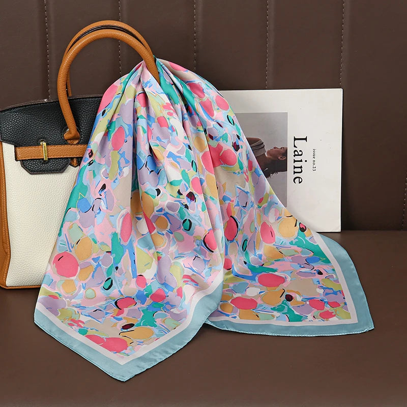 LUXURIOUS PRINTED WOMEN'S SCARF
