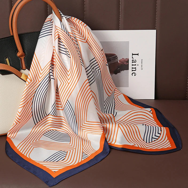 LUXURIOUS PRINTED WOMEN'S SCARF