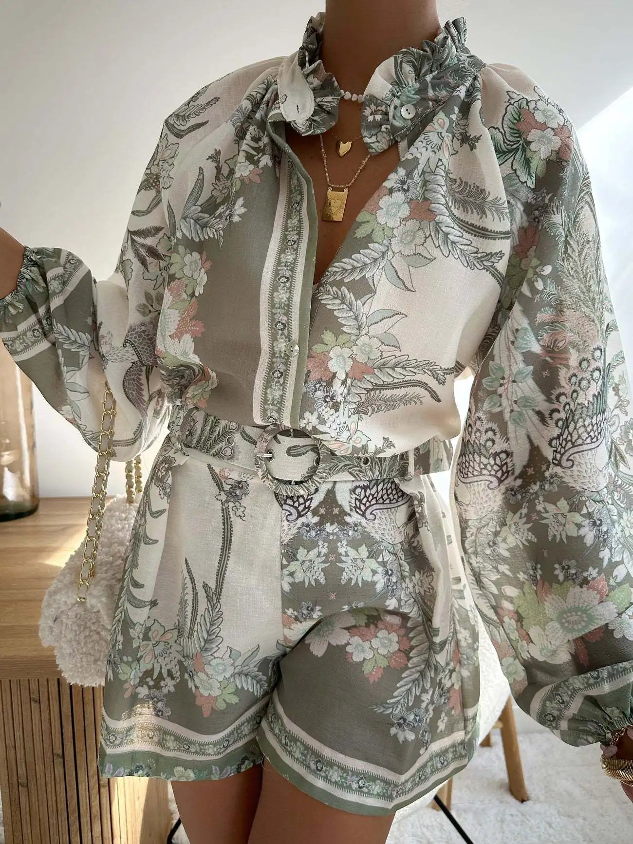 CASUAL SET FLORAL SHIRT WITH BELT
