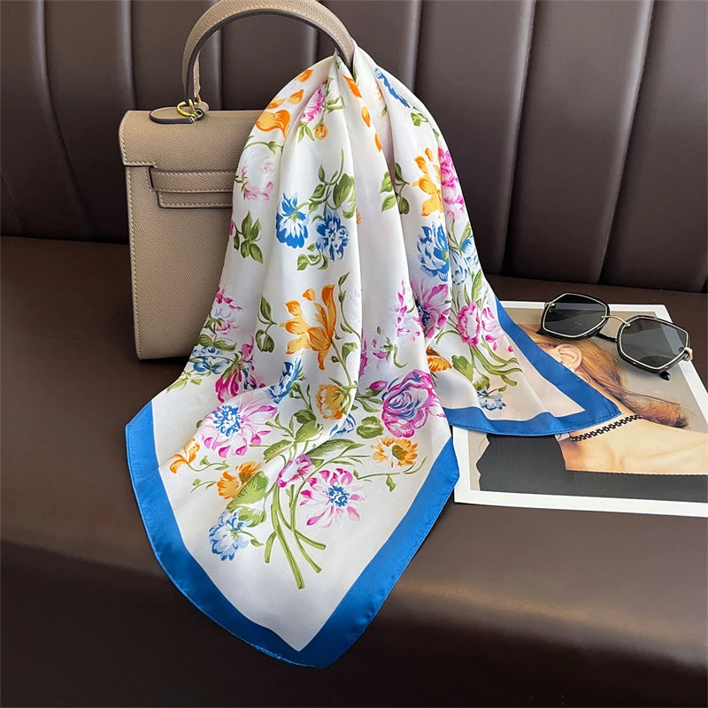 LUXURIOUS PRINTED WOMEN'S SCARF