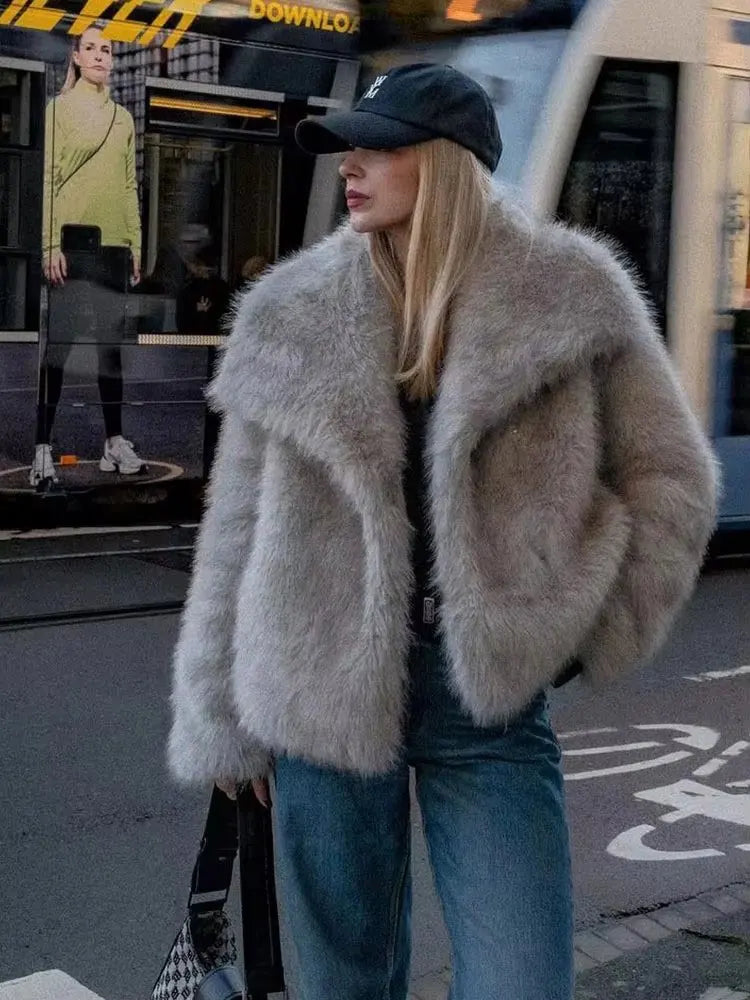 FAUX FUR COAT WITH LAPEL COLLAR