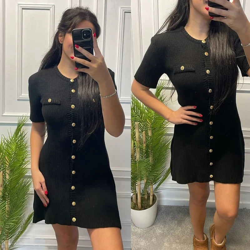 ELEGANT WHITE KNITTED MINI DRESS