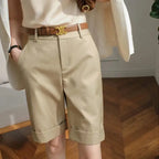 HIGH-WAISTED COLLEGE FASHION SHORTS SOLELII