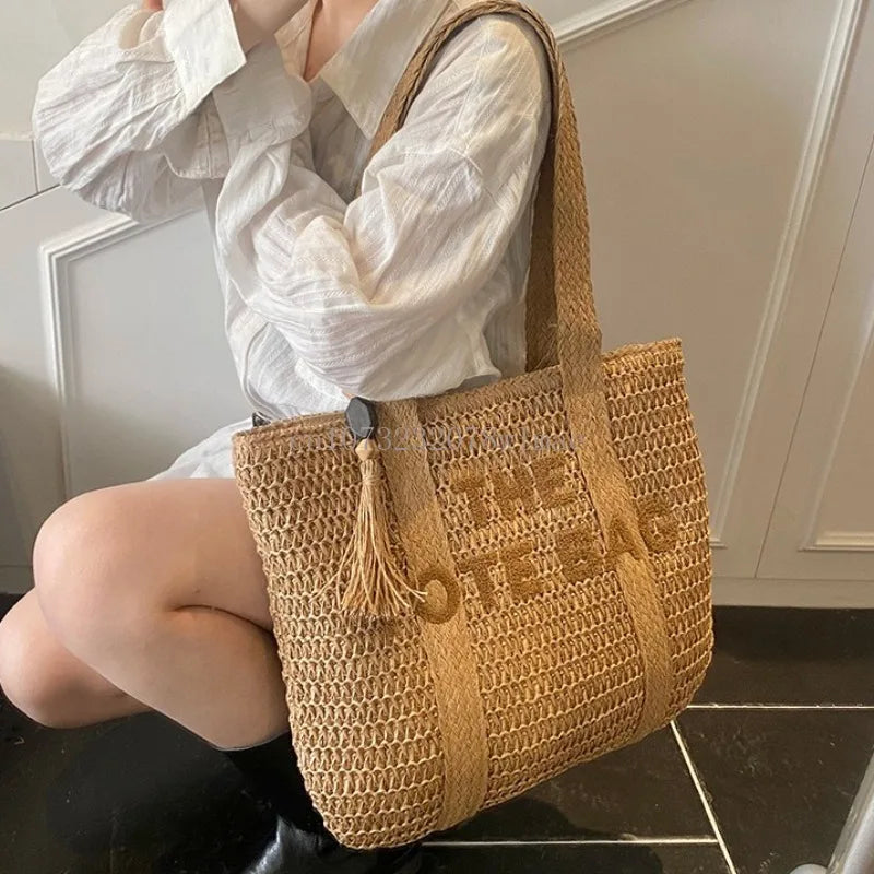 WOVEN STRAW LETTER EMBROIDERY TOTE
