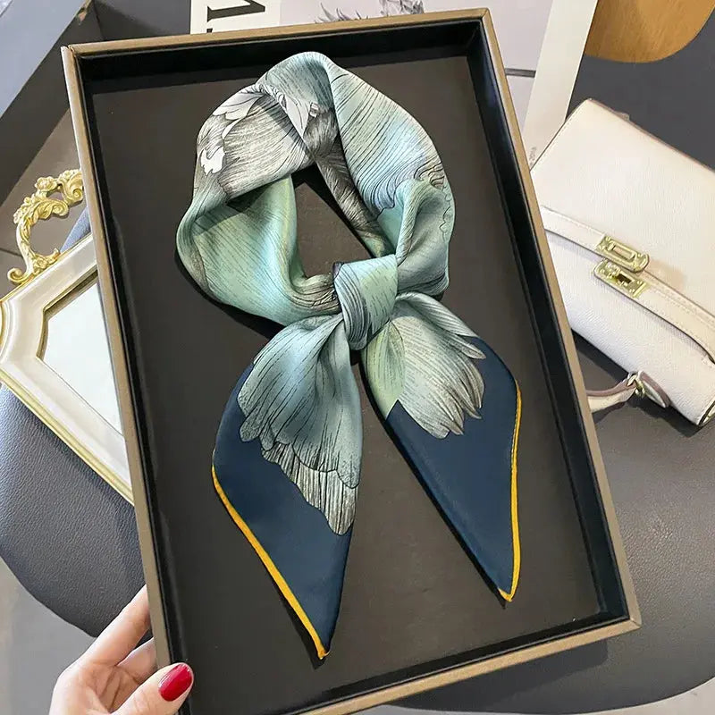 LUXURY PRINT SILK SQUARE SCARF Test