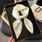 LUXURY CHAIN PRINT SILK-LIKE SCARF Test