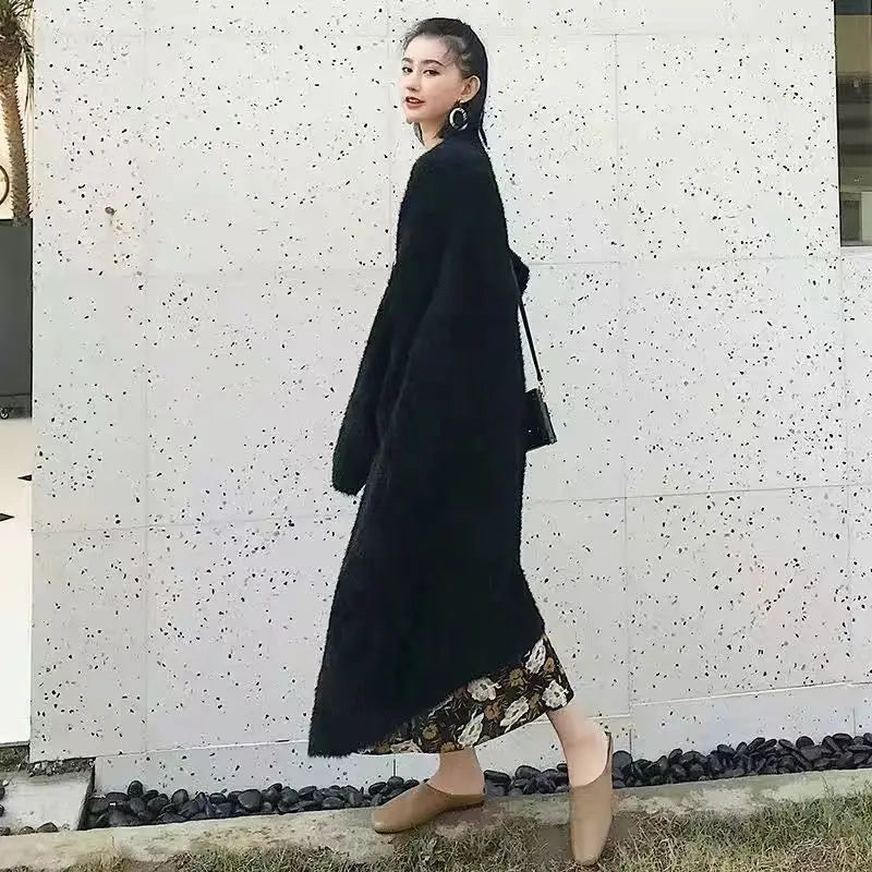 LONG KNITTED CARDIGAN WITH V-NECK