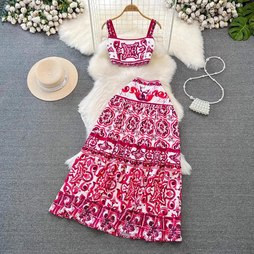 UMMER BLUE & WHITE PORCELAIN TWO-PIECE SET