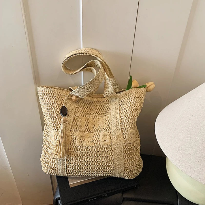 WOVEN STRAW LETTER EMBROIDERY TOTE