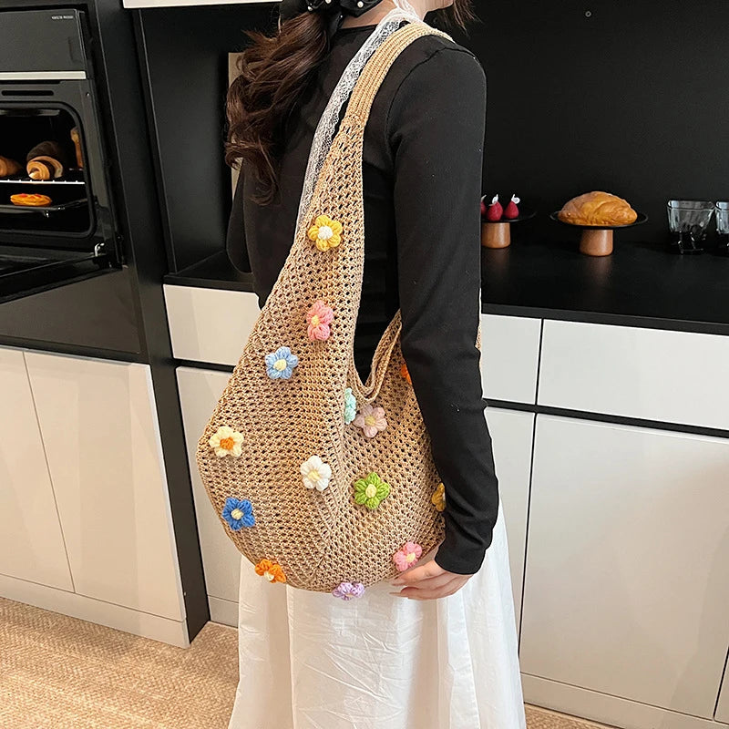 BOHEMIAN KNIT STRAW ZIPPER TOTE
