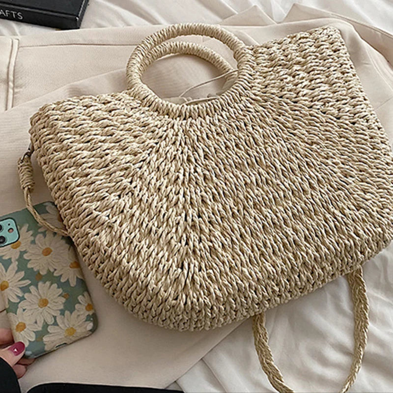 WOVEN STRAW BUCKET STRING BAG