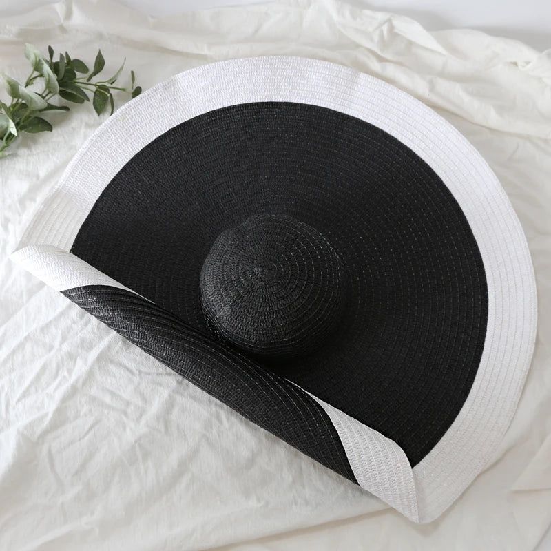 WIDE-BRIMMED STRAW SUN HAT