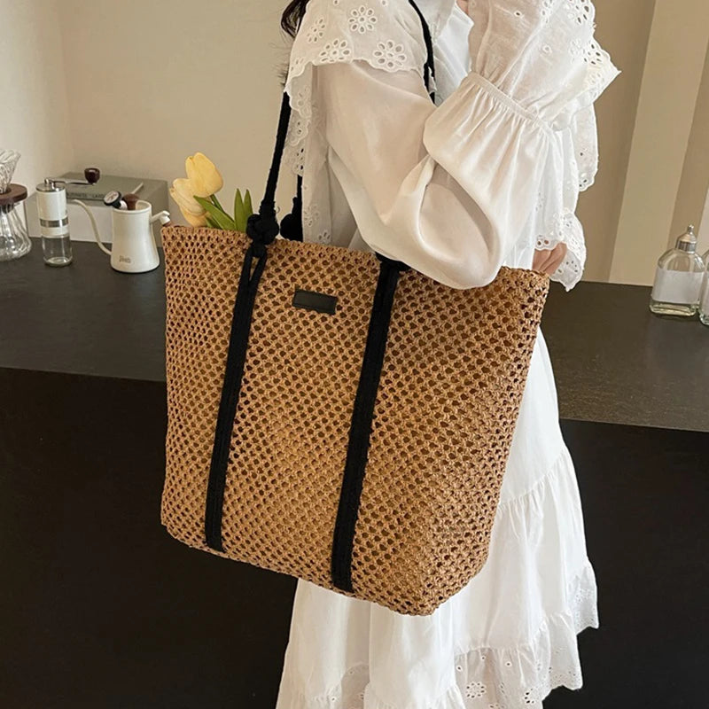SUMMER STRAW BAG WITH SHOULDER STRAP AND LARGE CAPACITY