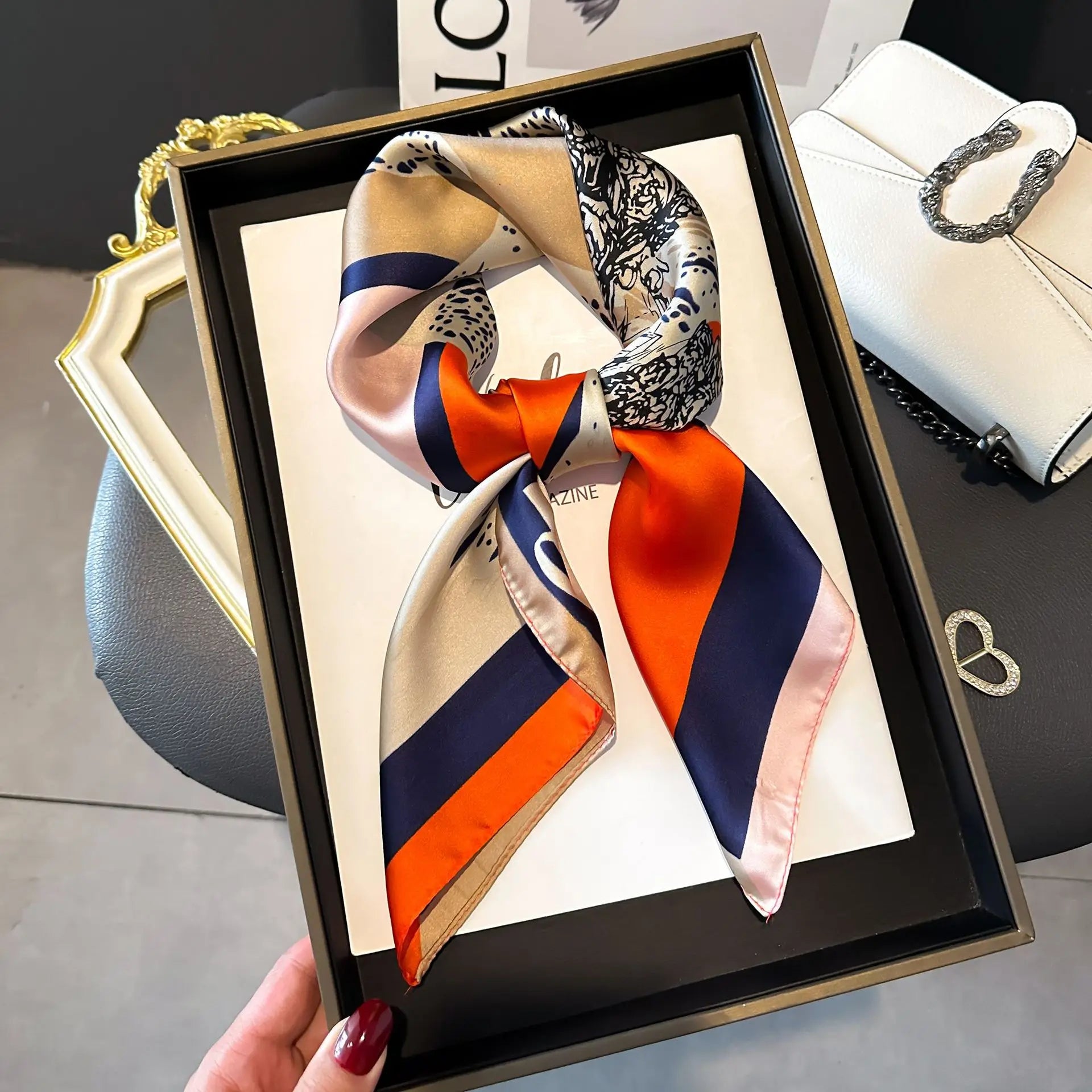 LUXURY CHAIN PRINT SILK-LIKE SCARF