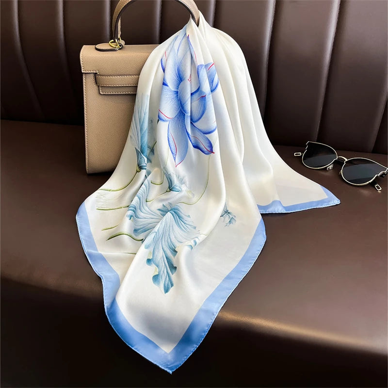 LUXURIOUS PRINTED WOMEN'S SCARF