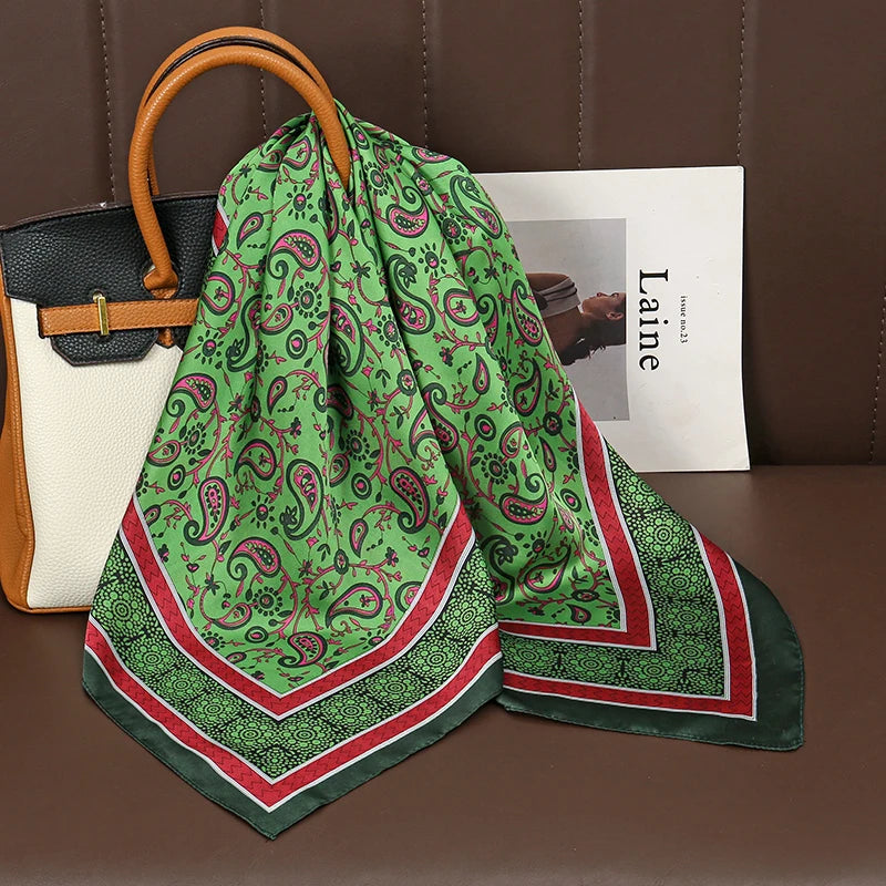 LUXURIOUS PRINTED WOMEN'S SCARF
