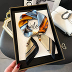 LUXURY CHAIN PRINT SILK-LIKE SCARF Test