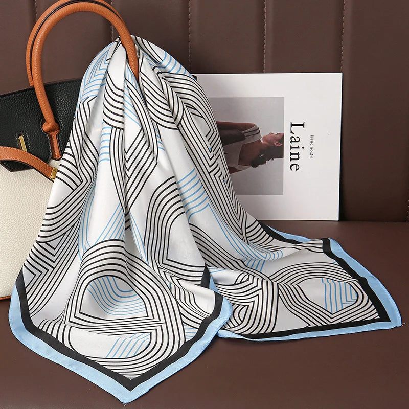 LUXURIOUS PRINTED WOMEN'S SCARF