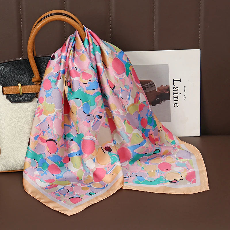 LUXURIOUS PRINTED WOMEN'S SCARF