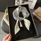 CHAIN PRINT SILK NECK SCARF Test