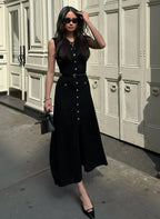 SLEEVELESS KNITTED DRESS WITH ROUND NECK SOLELII