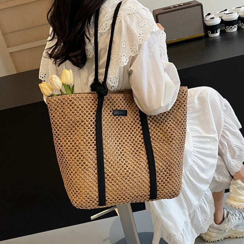 SUMMER STRAW BAG WITH SHOULDER STRAP AND LARGE CAPACITY