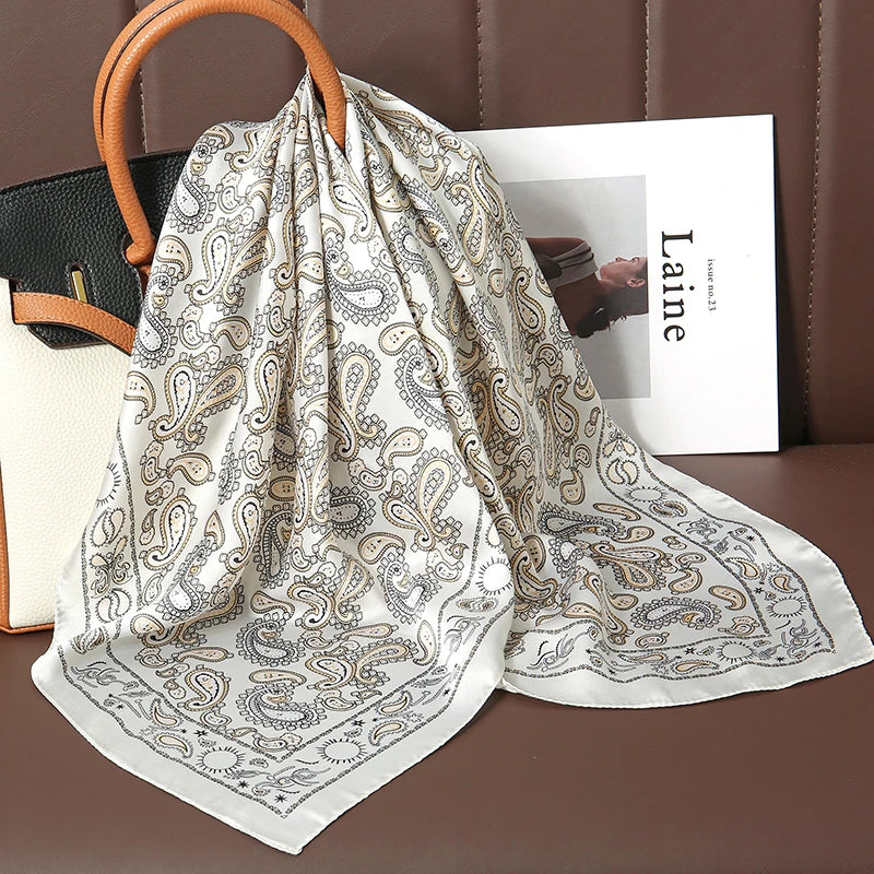 LUXURIOUS PRINTED WOMEN'S SCARF