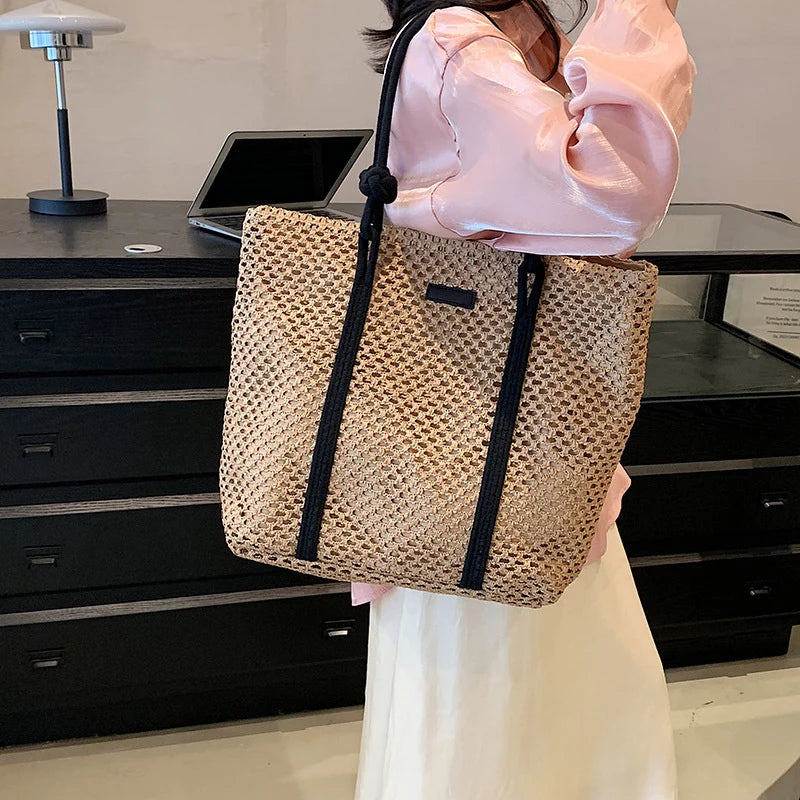 SUMMER STRAW BAG WITH SHOULDER STRAP AND LARGE CAPACITY