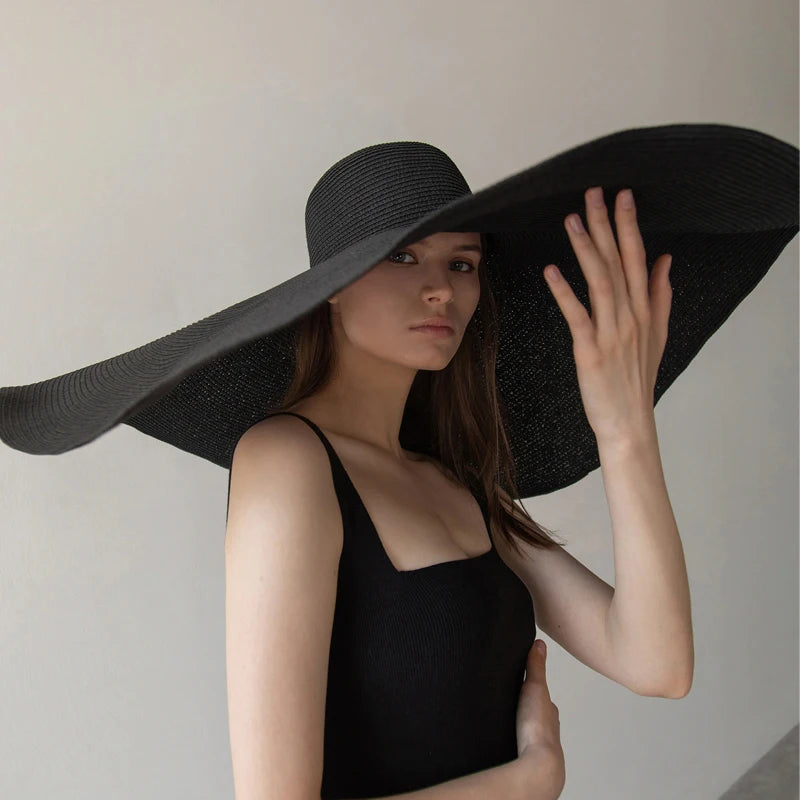 WIDE-BRIMMED STRAW SUN HAT