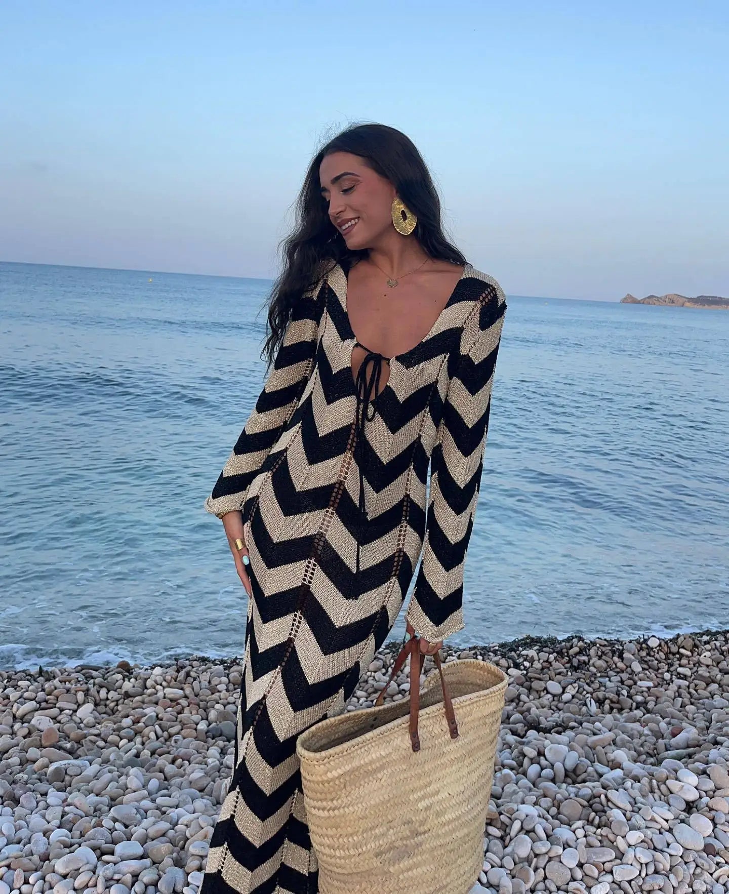 WOMEN'S STRIPED KNIT MAXI DRESS LACE-UP