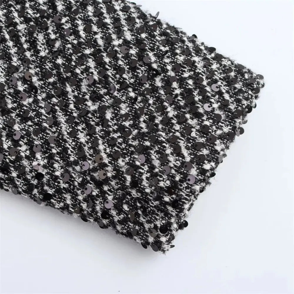 WOMEN’S TEXTURED SHORT JACKET WITH PEARL DETAILS SOLELII